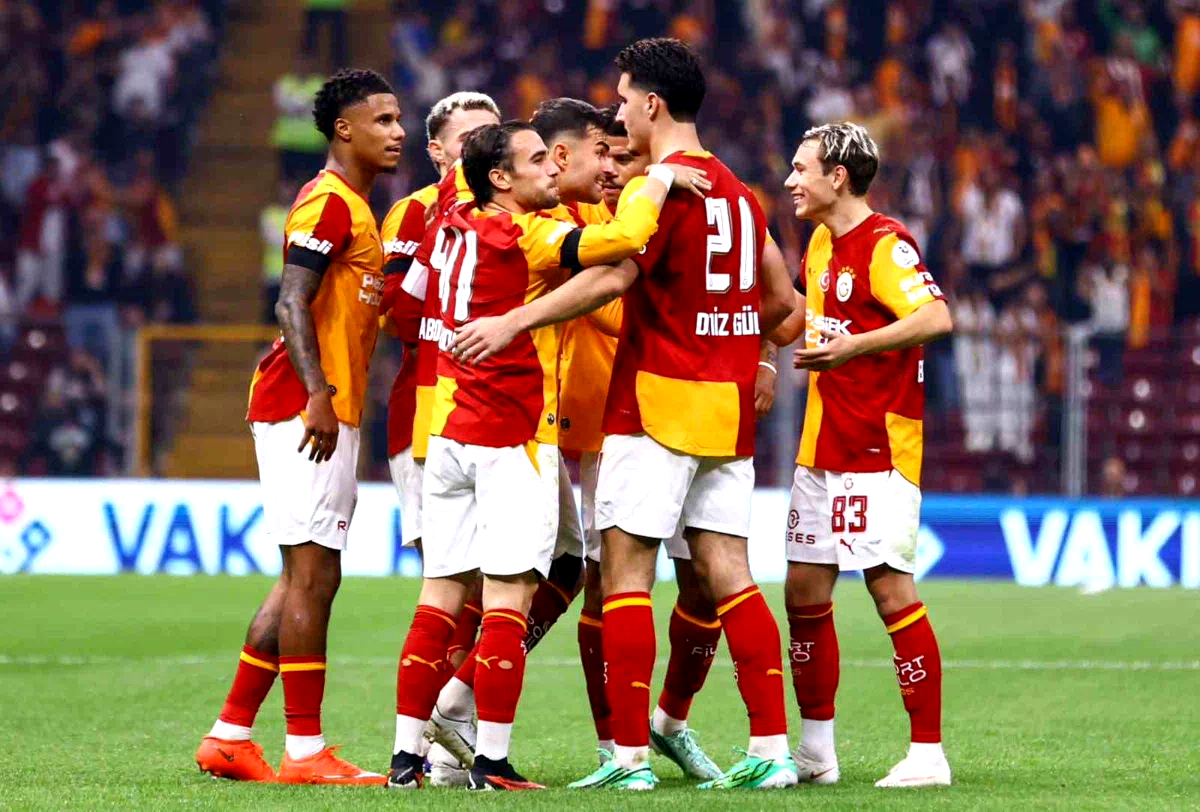 Galatasaray, UEFA Şampiyonlar Ligi’nde Barcelona’yı konuk edecek