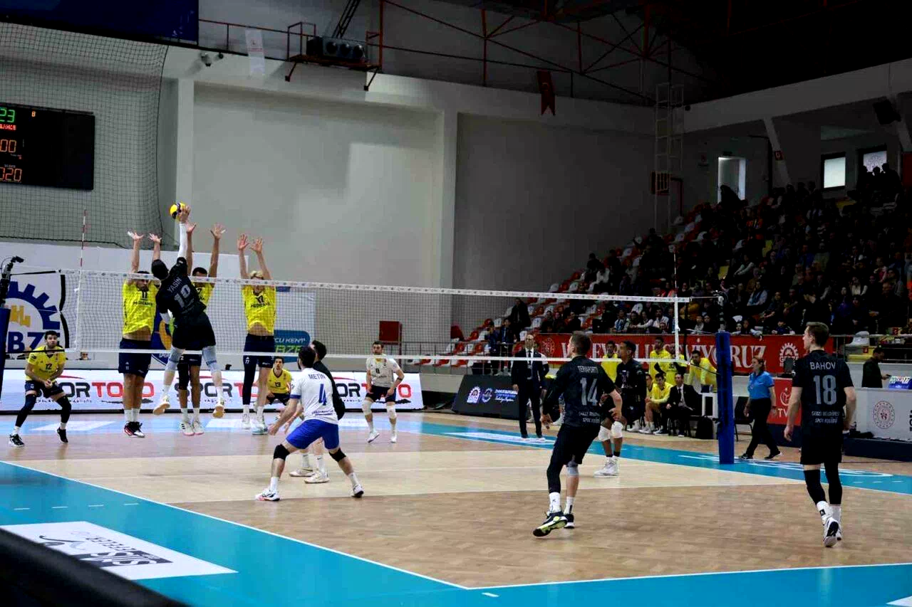 Gebze Belediyesi, Voleybol Efeler Ligi’nde normal sezonu 9. sırada tamamladı