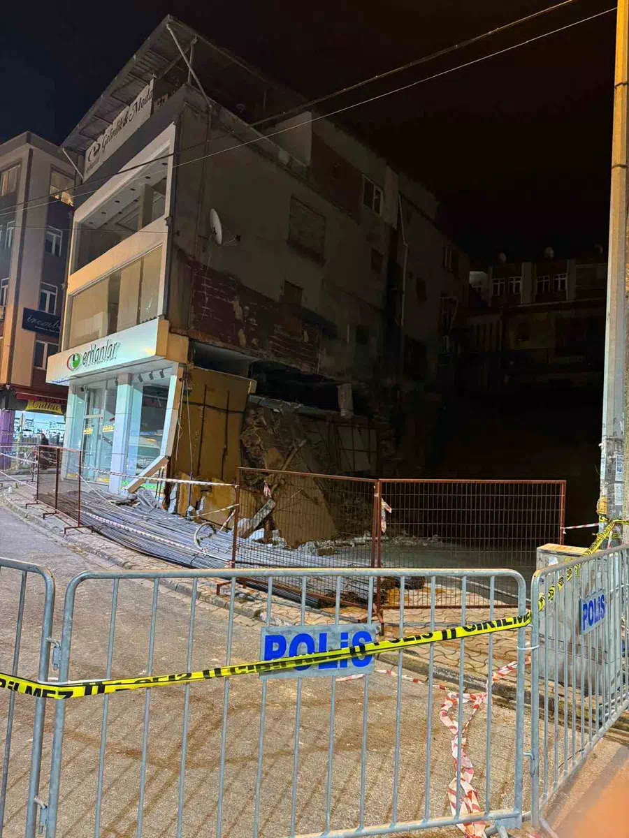 GIRESUN’DA BİNA YIKILMA TEHLİKESİ NEDENİYLE TAHLİYE EDİLDİ