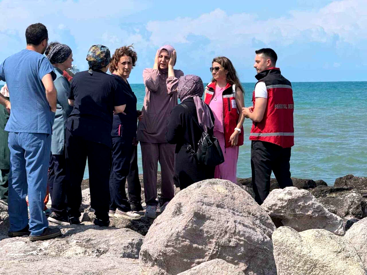 Giresun’da denizde can pazarı: Baba kurtarıldı, oğlu aranıyor