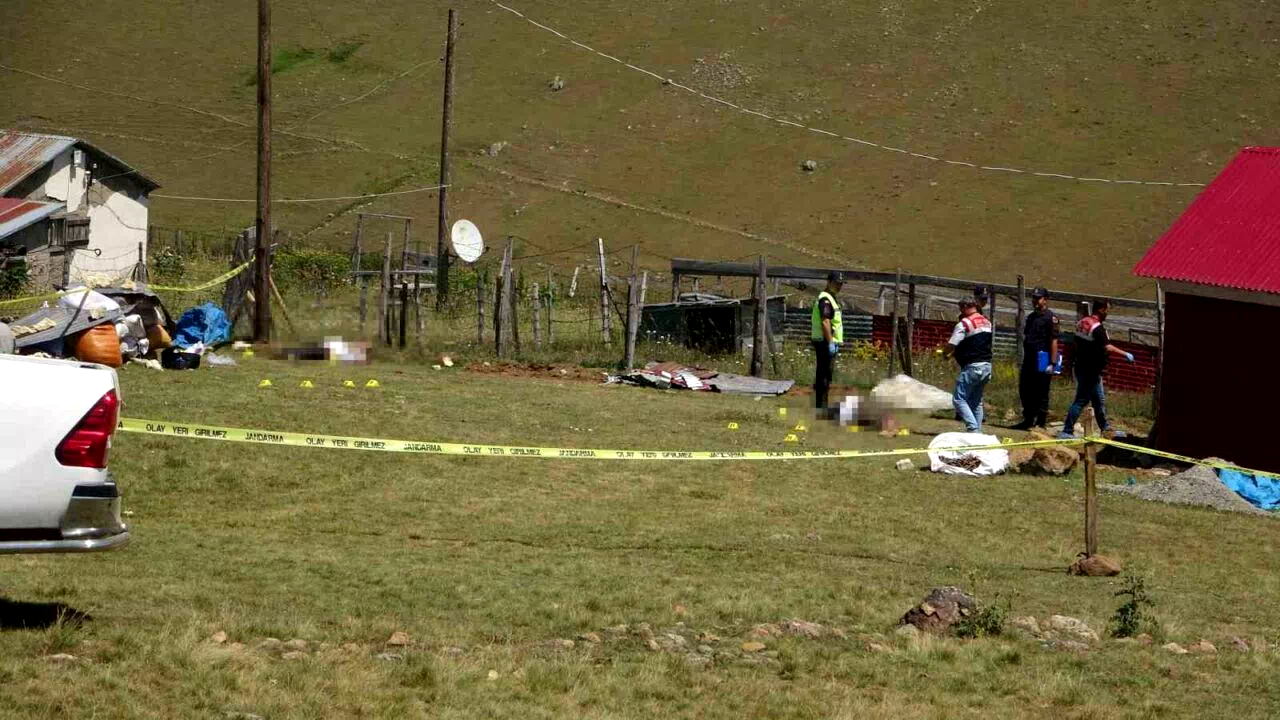 Giresun’da mera kavgasındaki cenazeler savcılık incelemesinin ardından hastane morguna kaldırıldı