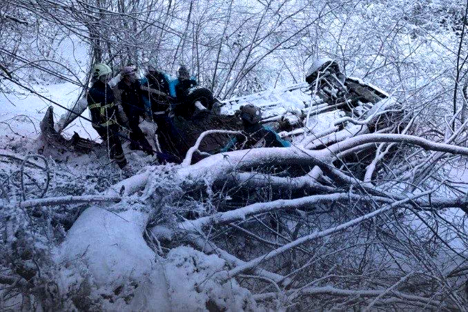 Giresun’da otomobil fındık bahçesine yuvarlandı: 6 Yaralı