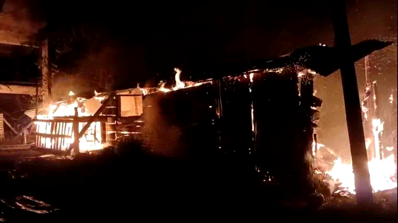 Giresun’da yangında 1 ton fındık kül oldu