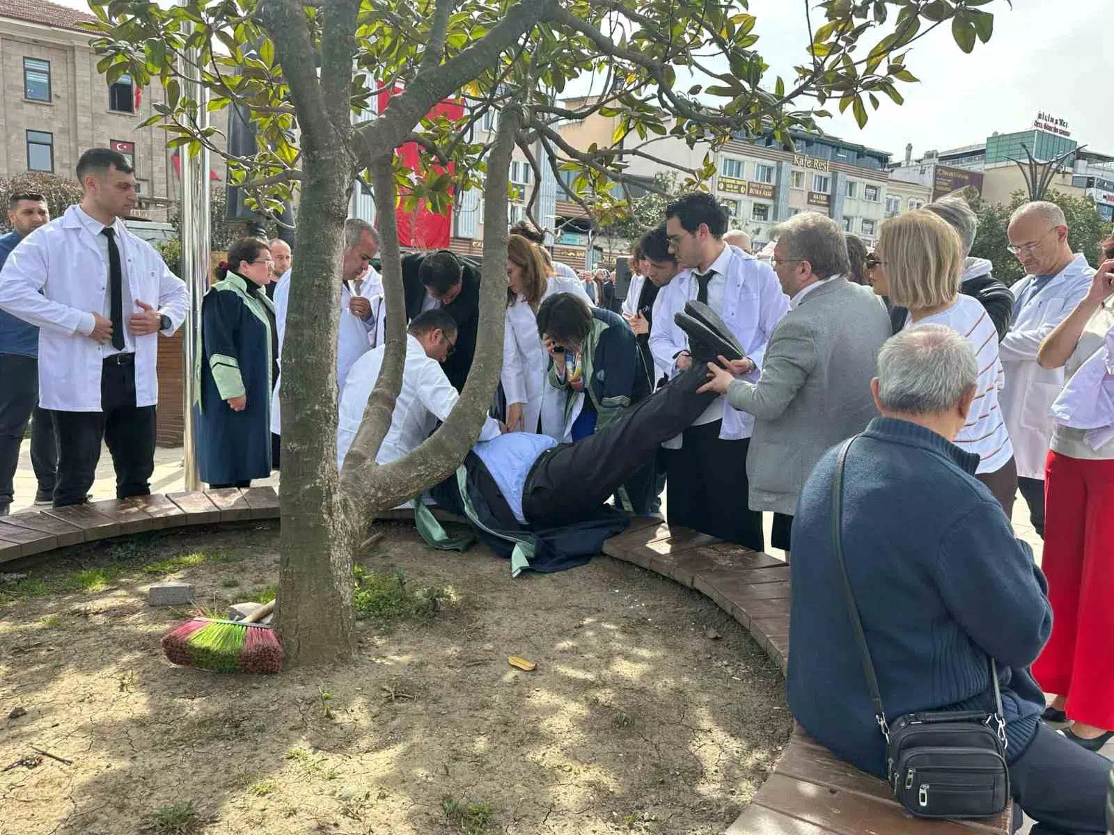 Giresun Üniversitesi Tıp Fakültesi Dekanı Baygınlık Geçirdi