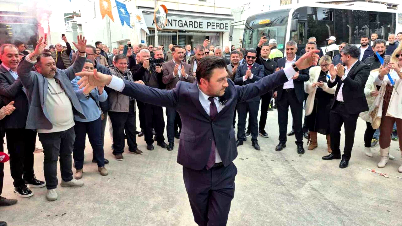 Görevi gözyaşlarıyla devraldı