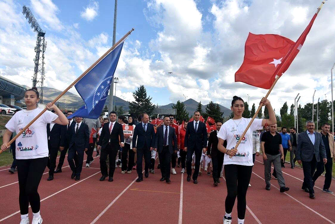 GSB’den davet: “Okullar bitti haydi çocuklar spora”