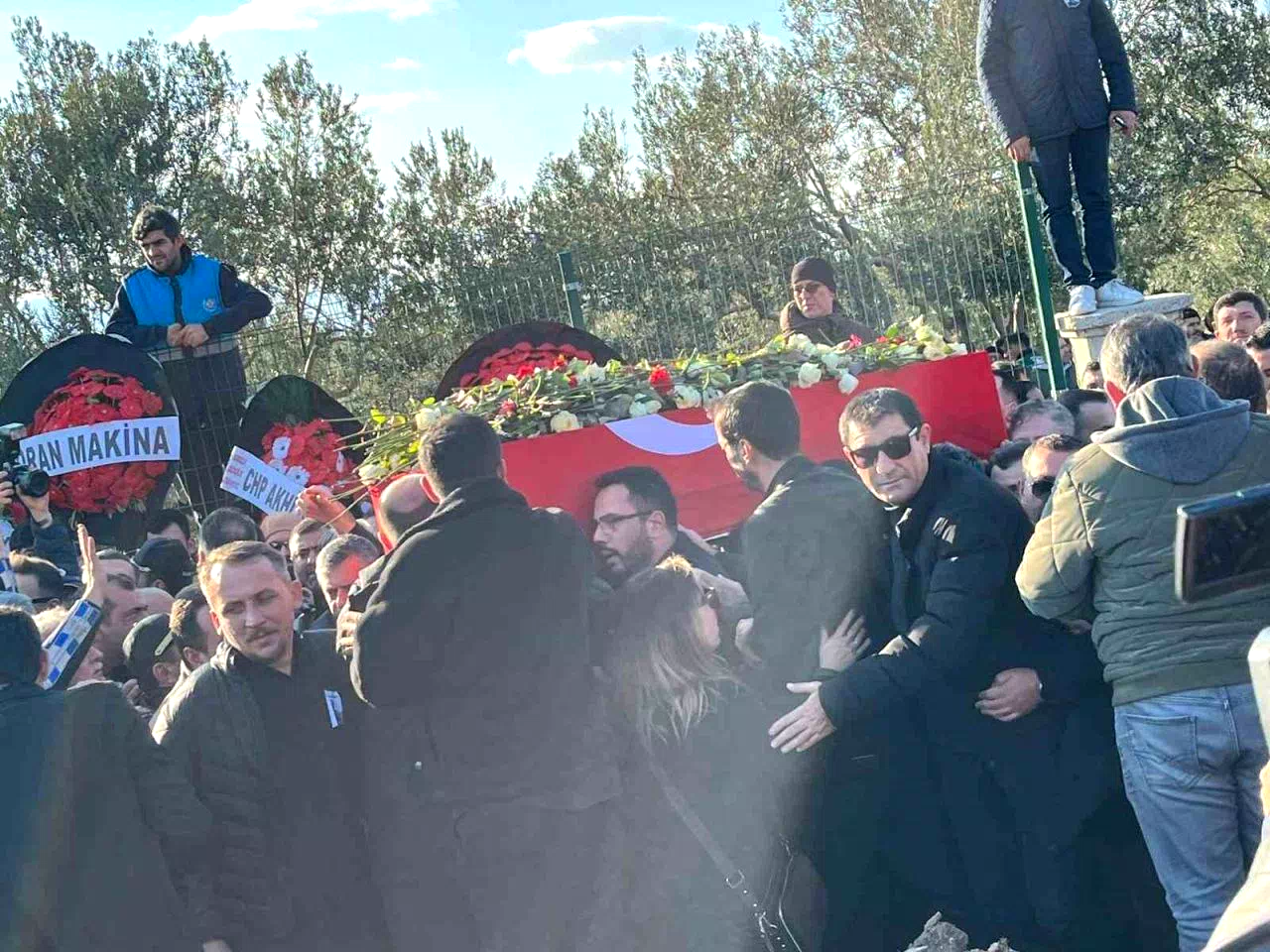 Gülşah Durbay gözyaşlarıyla defnedildi