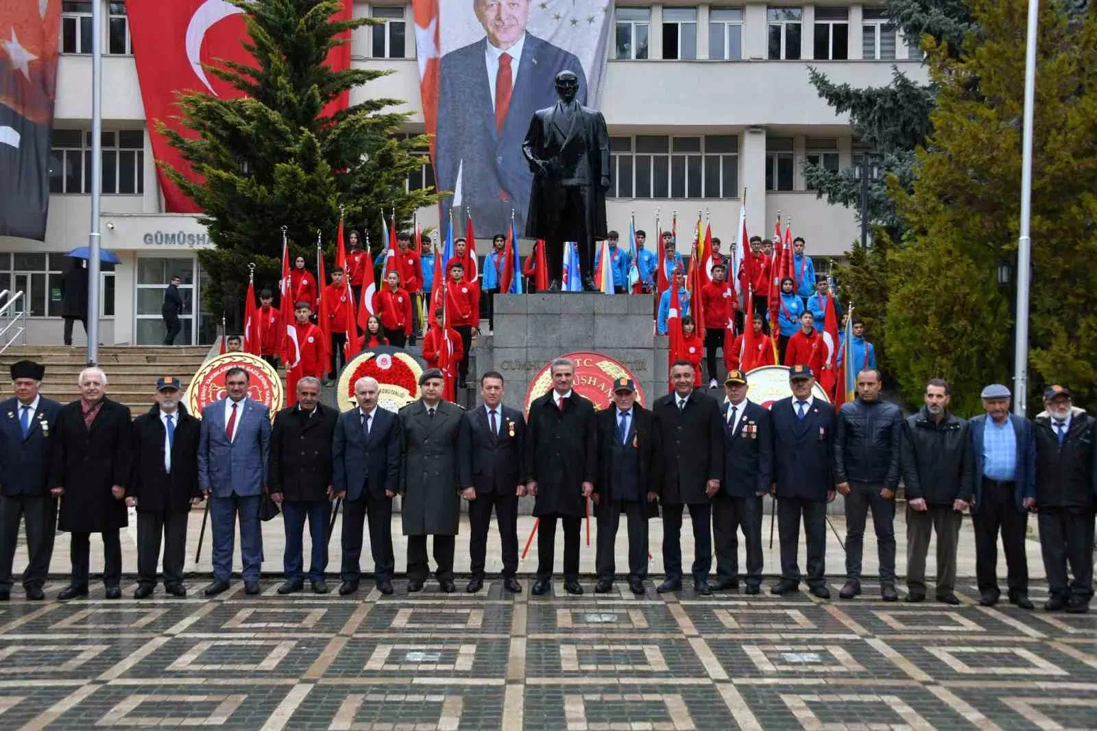 Gümüşhane’de 18 Mart Çanakkale Zaferi kutlamaları gerçekleştirildi.
