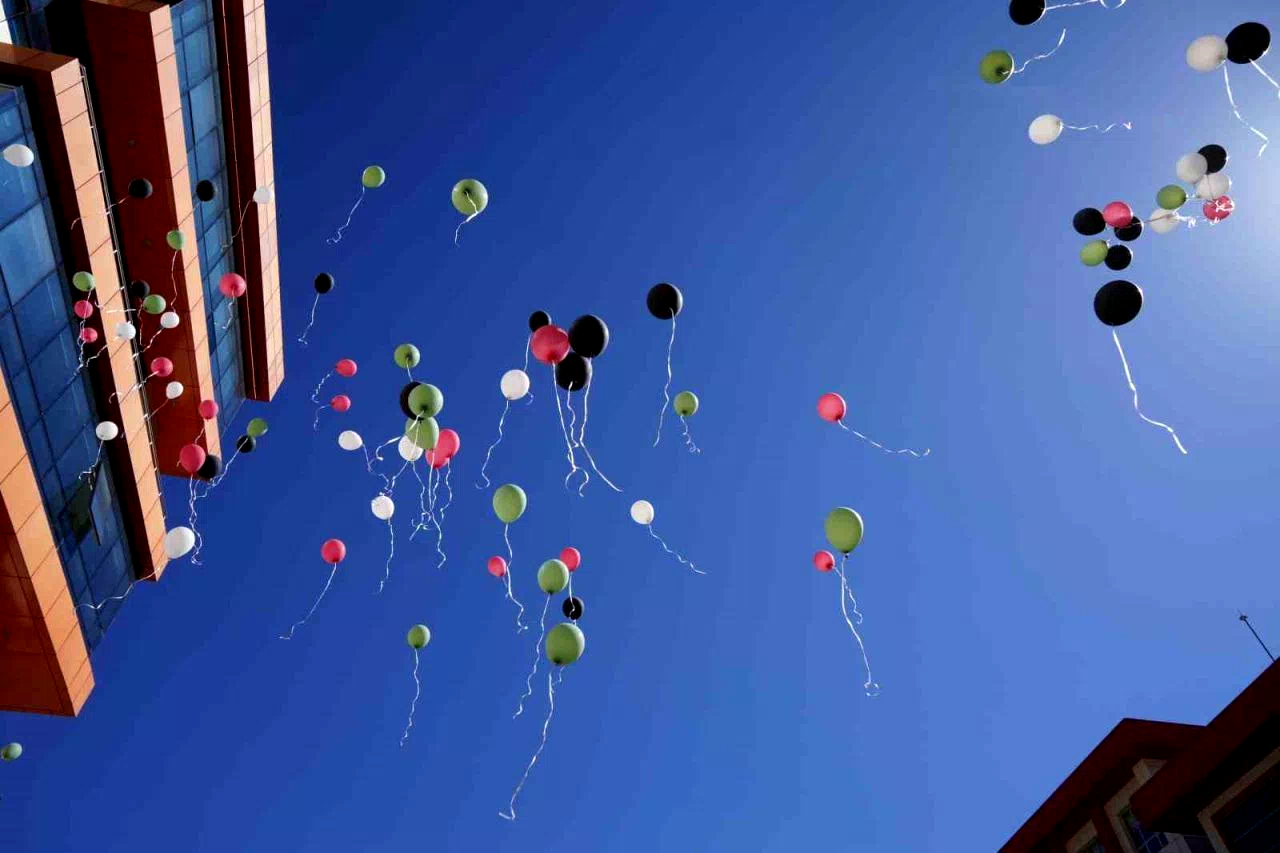 Gümüşhane’de Gazze için balonlar gökyüzüne bırakıldı