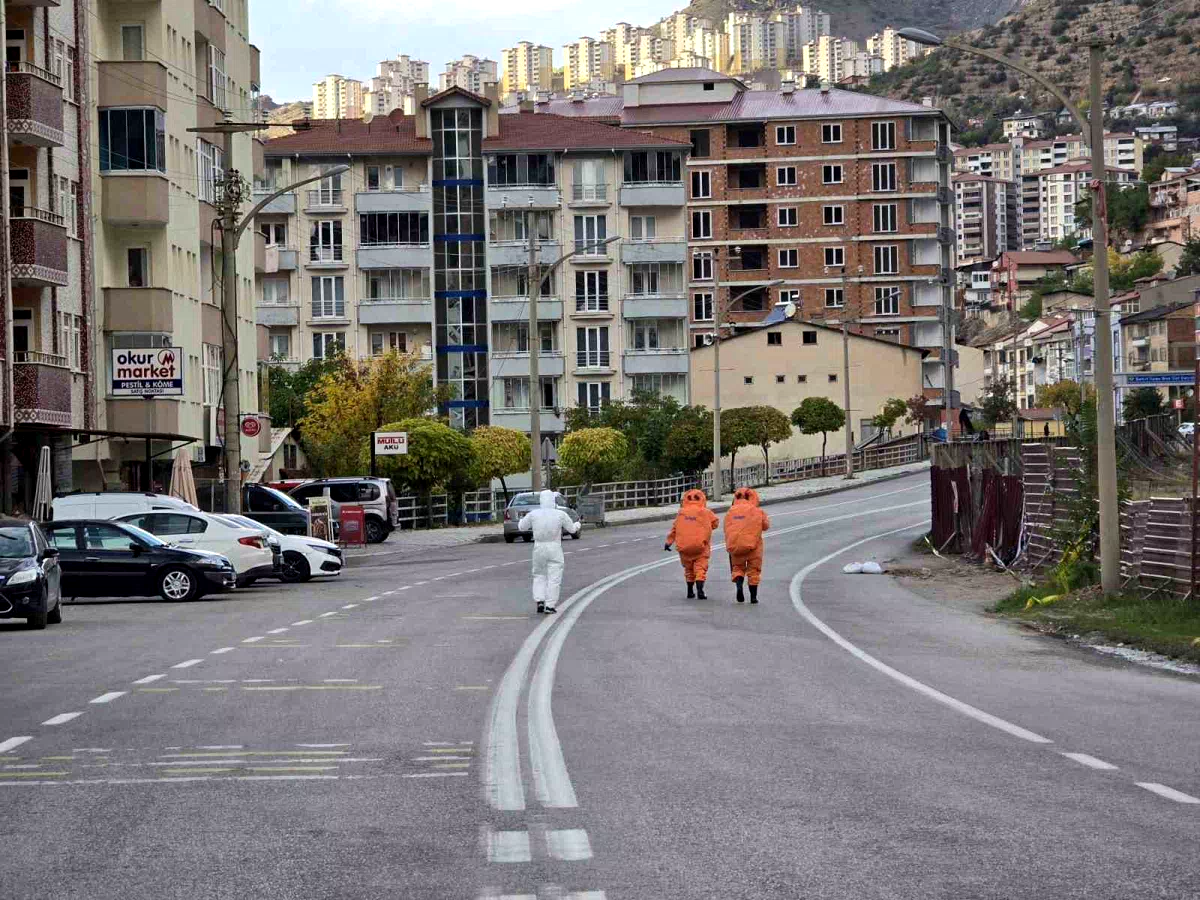 Gümüşhane’de kanalizasyondan çıkan gaz paniğe neden oldu