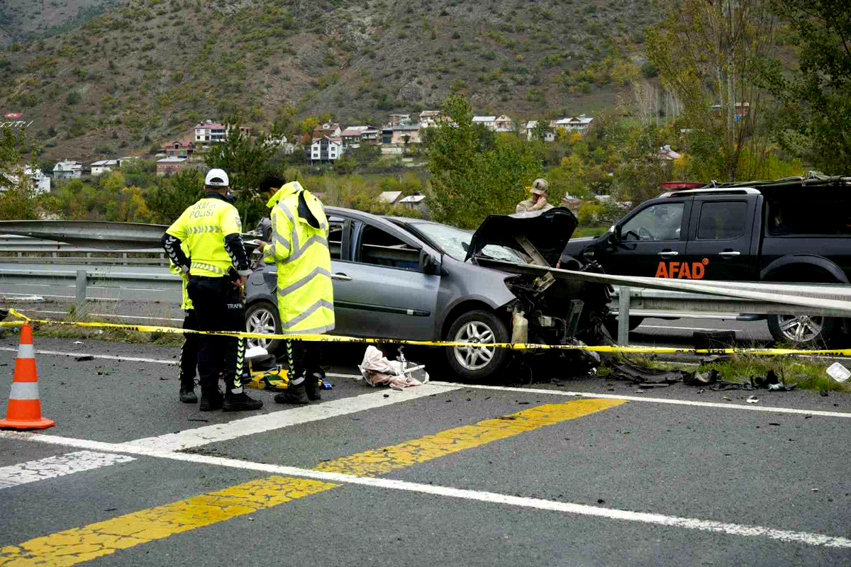Gümüşhane’de otomobil bariyerlere saplandı: 1 ölü, 1’i ağır 4 yaralı