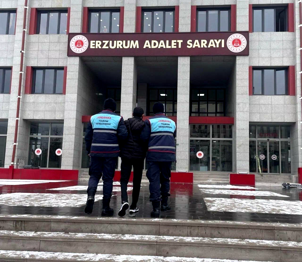 Hakkında 17 yıl hapis cezası bulunan şahıs Jandarma ekiplerince yakalandı