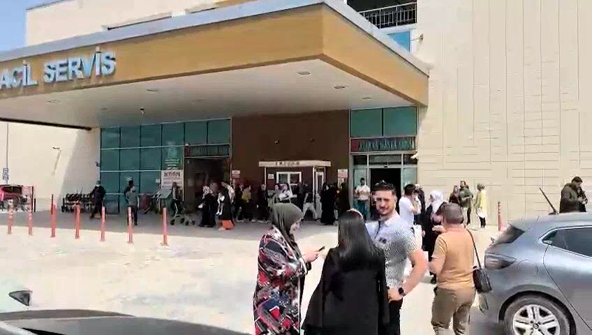 Hastanede deprem panik anları