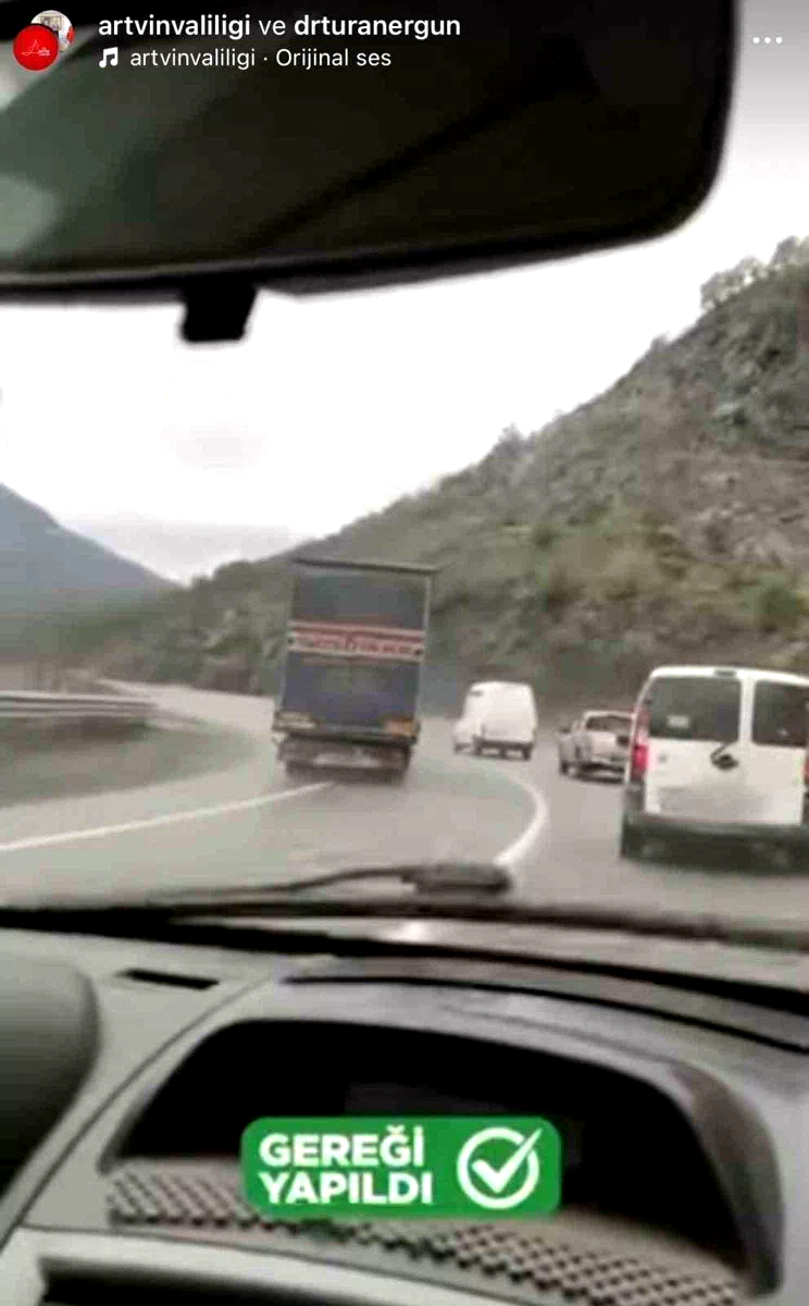 Hatalı sollama yapan tır sürücüsüne ceza