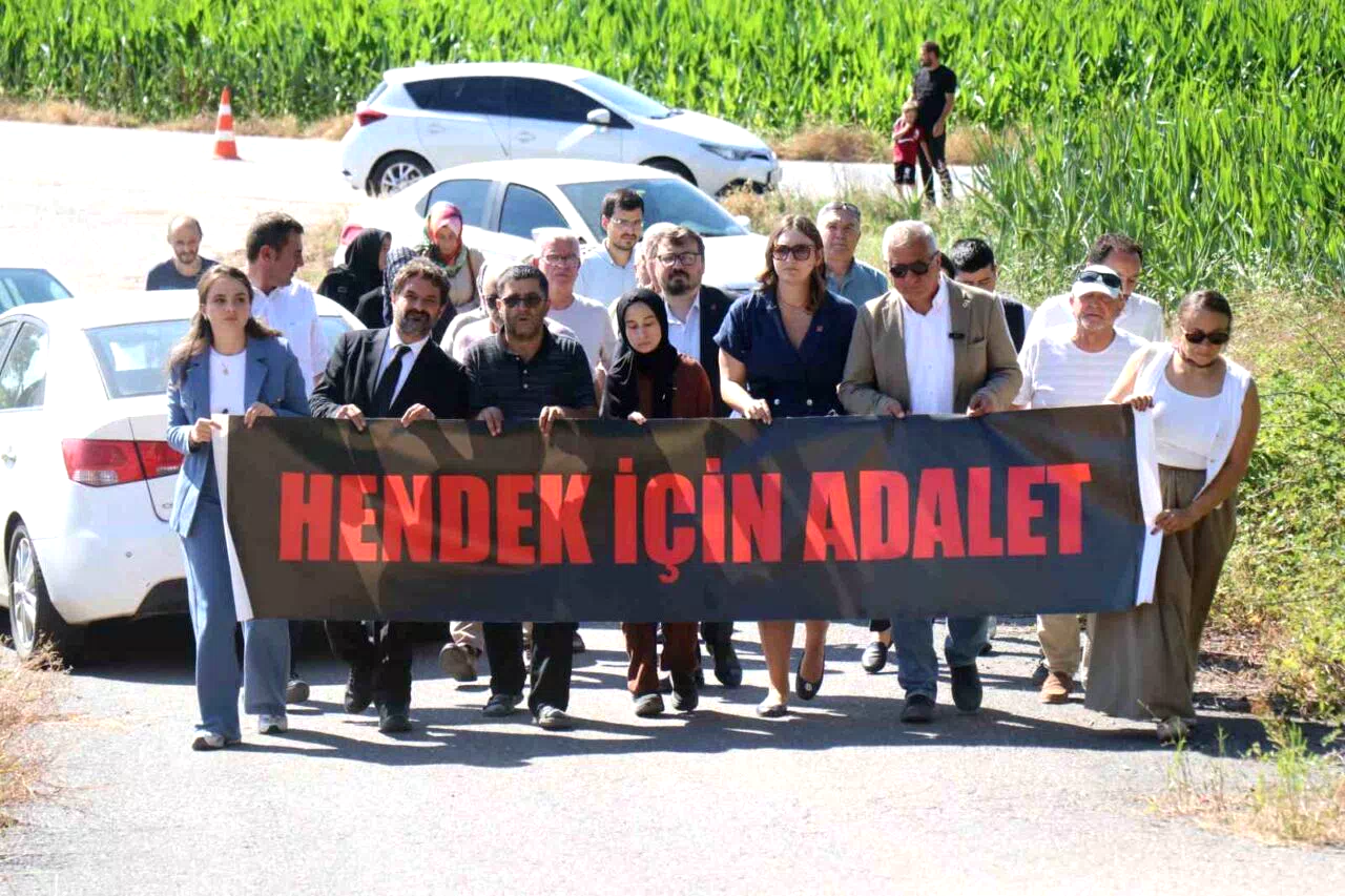 Havai fişek fabrikasındaki patlamada hayatını kaybedenler anıldı