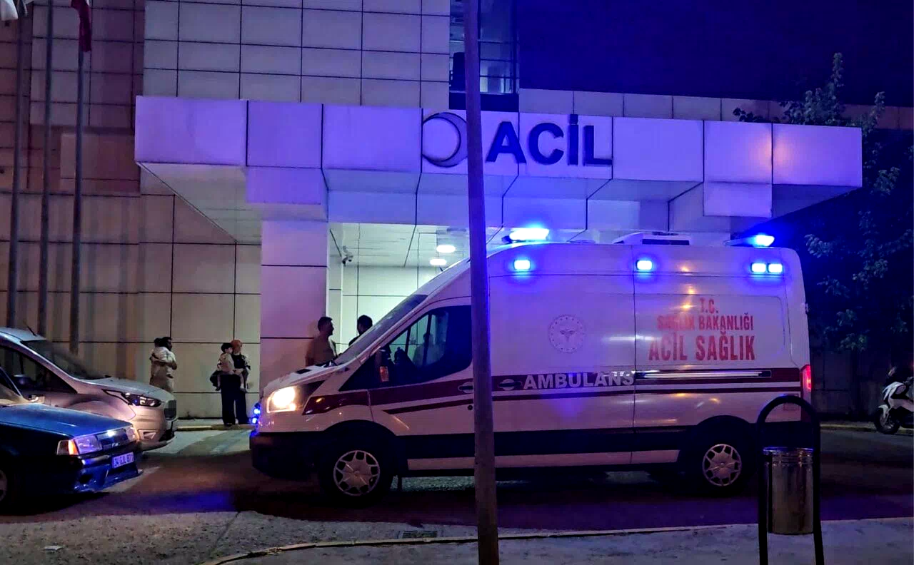 Havuza düşen 5 yaşındaki çocuk yaşam mücadelesi veriyor
