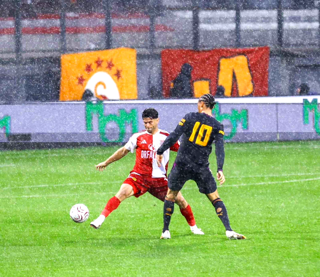 Hazırlık maçı: Pendikspor: 1 - Galatasaray: 0 (Maç devam ediyor)