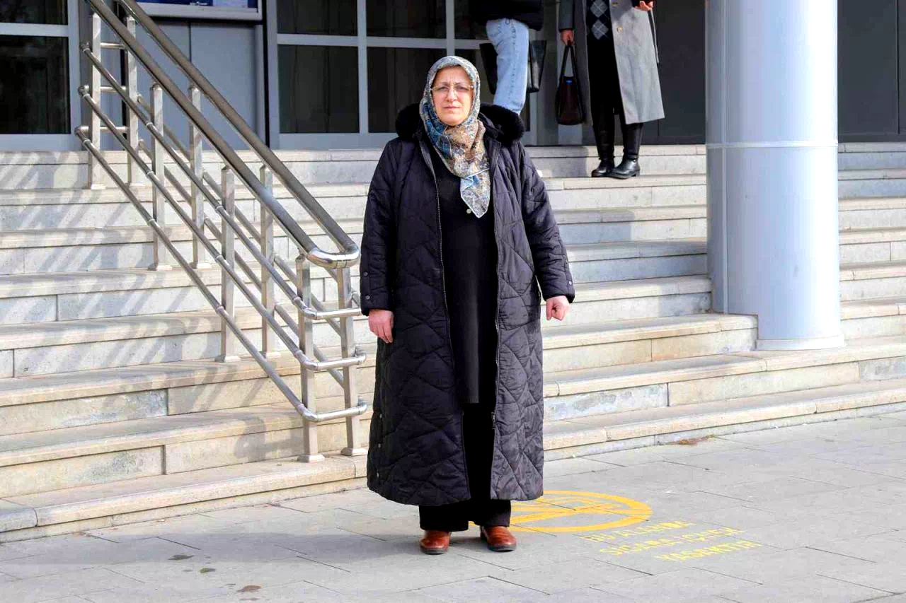 Hem anne hem çalışan hem öğrenci; O Gümüşhane Üniversitesi’nin Sibel Ablası