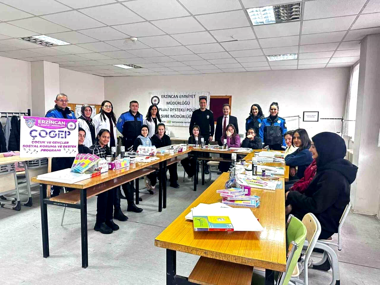 “Hep Birlikte Aileyiz” projesiyle kurs açıldı