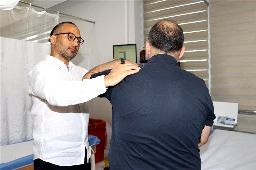 Her 100 kişiden 85’inde yaşanıyor, kötü duruş ve stres ortaya çıkarıyor