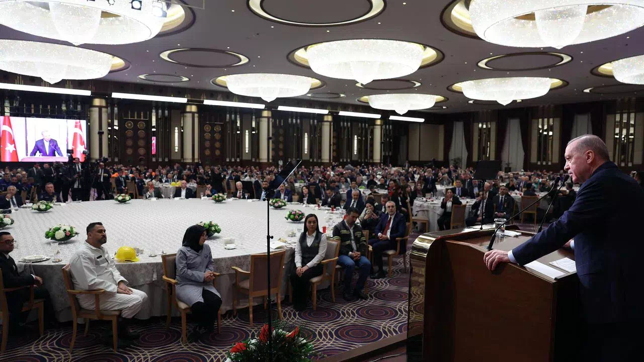 Her İşçinin Alın Teri, Bu Ülkenin İstiklalinin ve İstikbalinin Mayasıdır