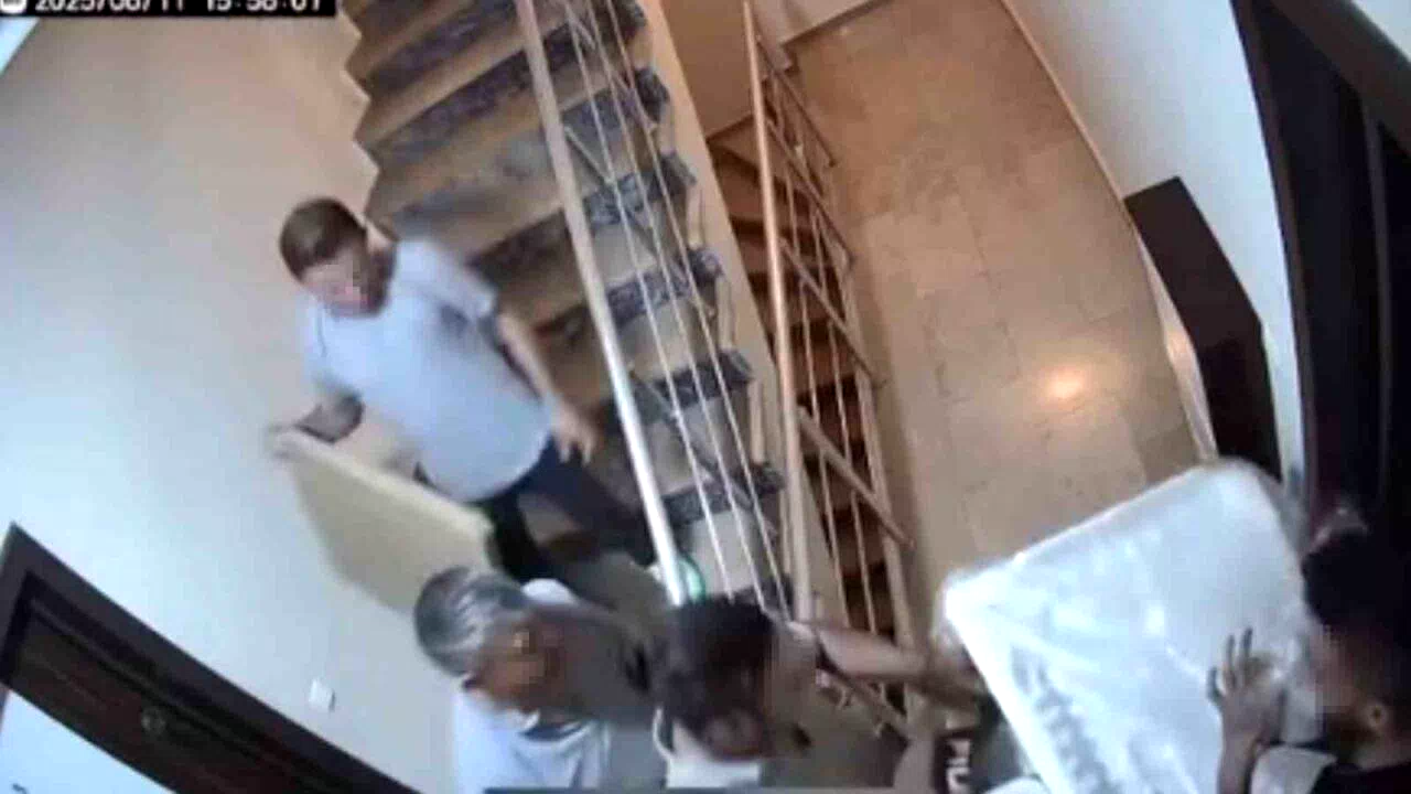 “Hoşuma gitti” diyerek terlik çalmışlardı: 2 çalışan işten çıkarıldı