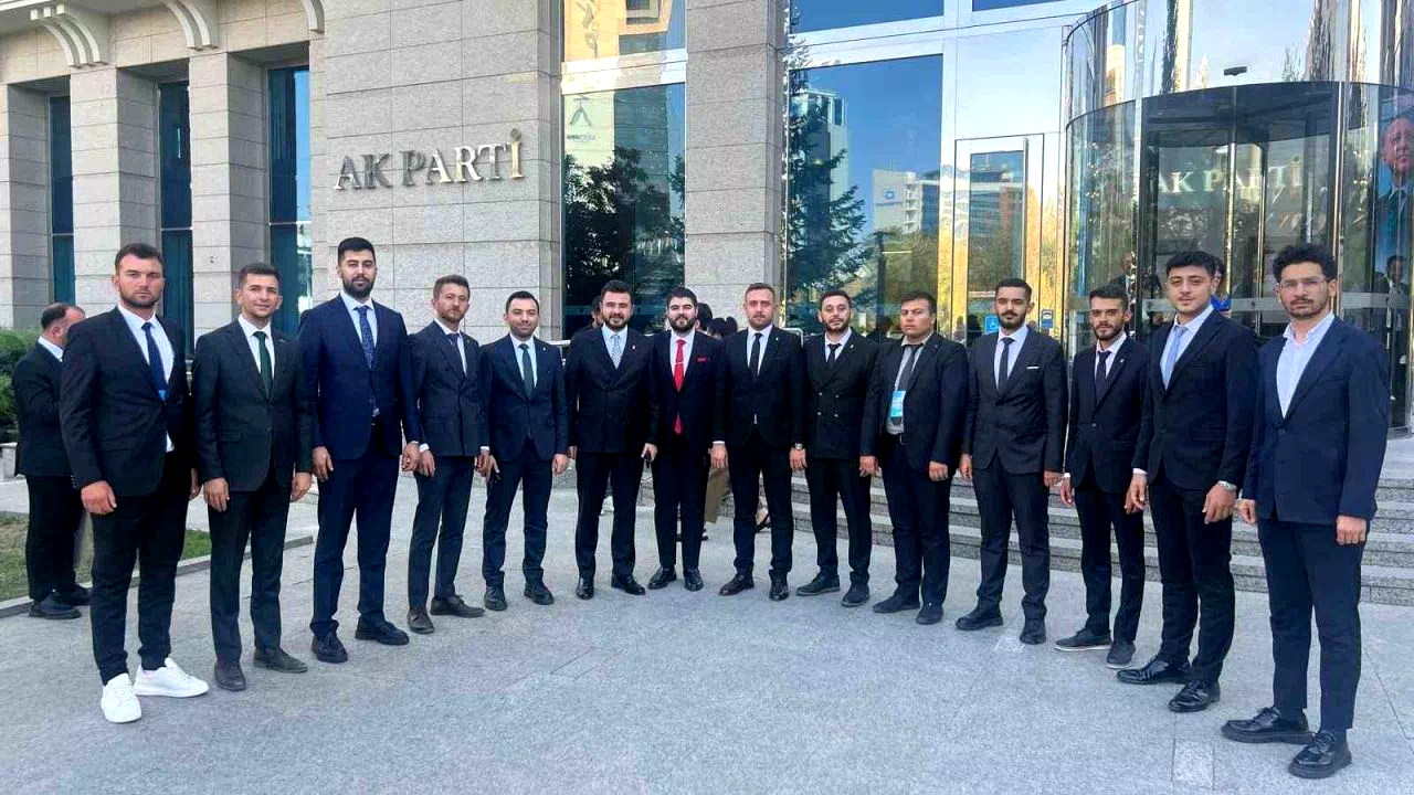 Hüseyin Okandan, Gençlik Kolları Başkanlarıyla Ankara’da buluştu