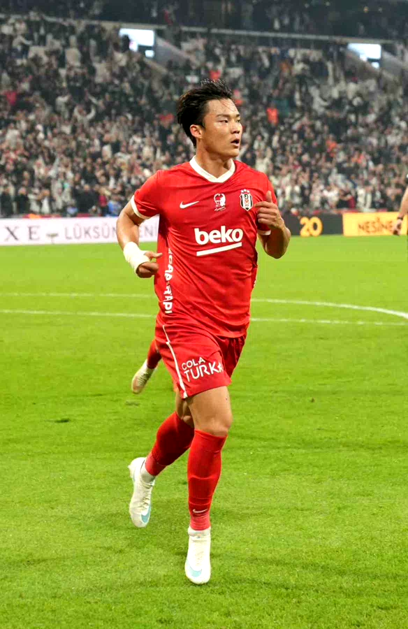 Hyeon-gyu Oh, Süper Lig’de ilk golünü Başakşehir’e attı