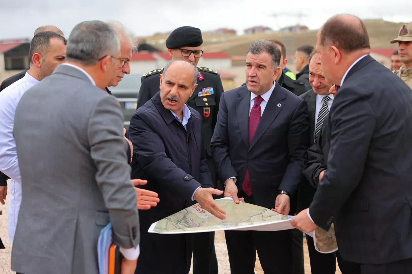 İçişleri Bakan Yardımcısı Bayburt’ta Sokak Hayvanları İçin İncelemelerde Bulundu