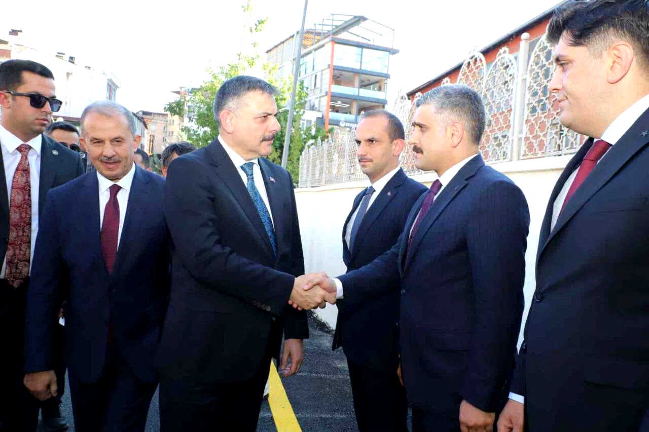 İçişleri Bakanı Çiftçi Hakkari’de