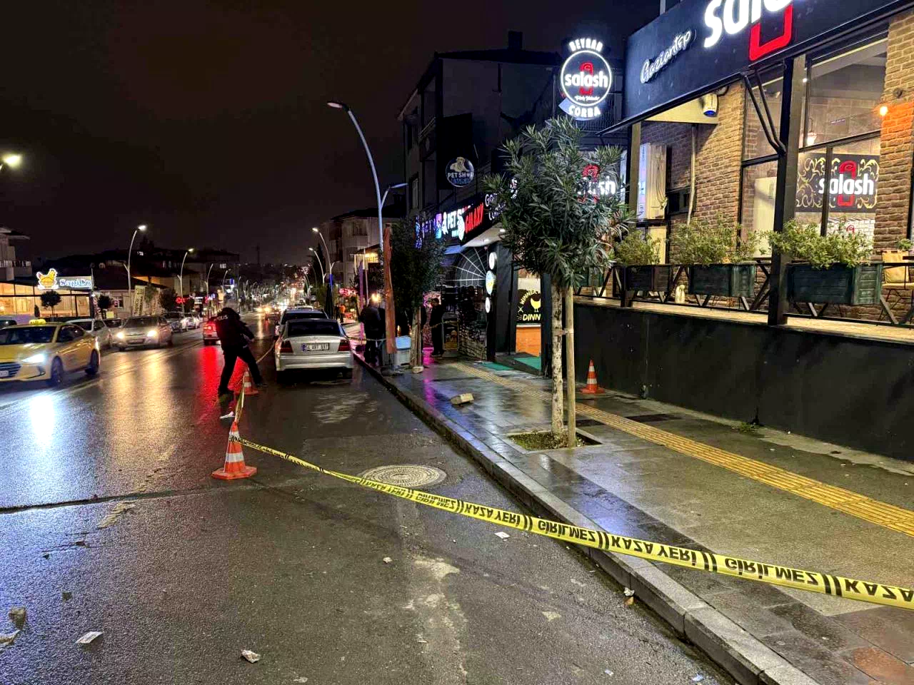 İki esnaf arasında çıkan silahlı kavgada 1 kişi öldü, 1 kişi yaralandı
