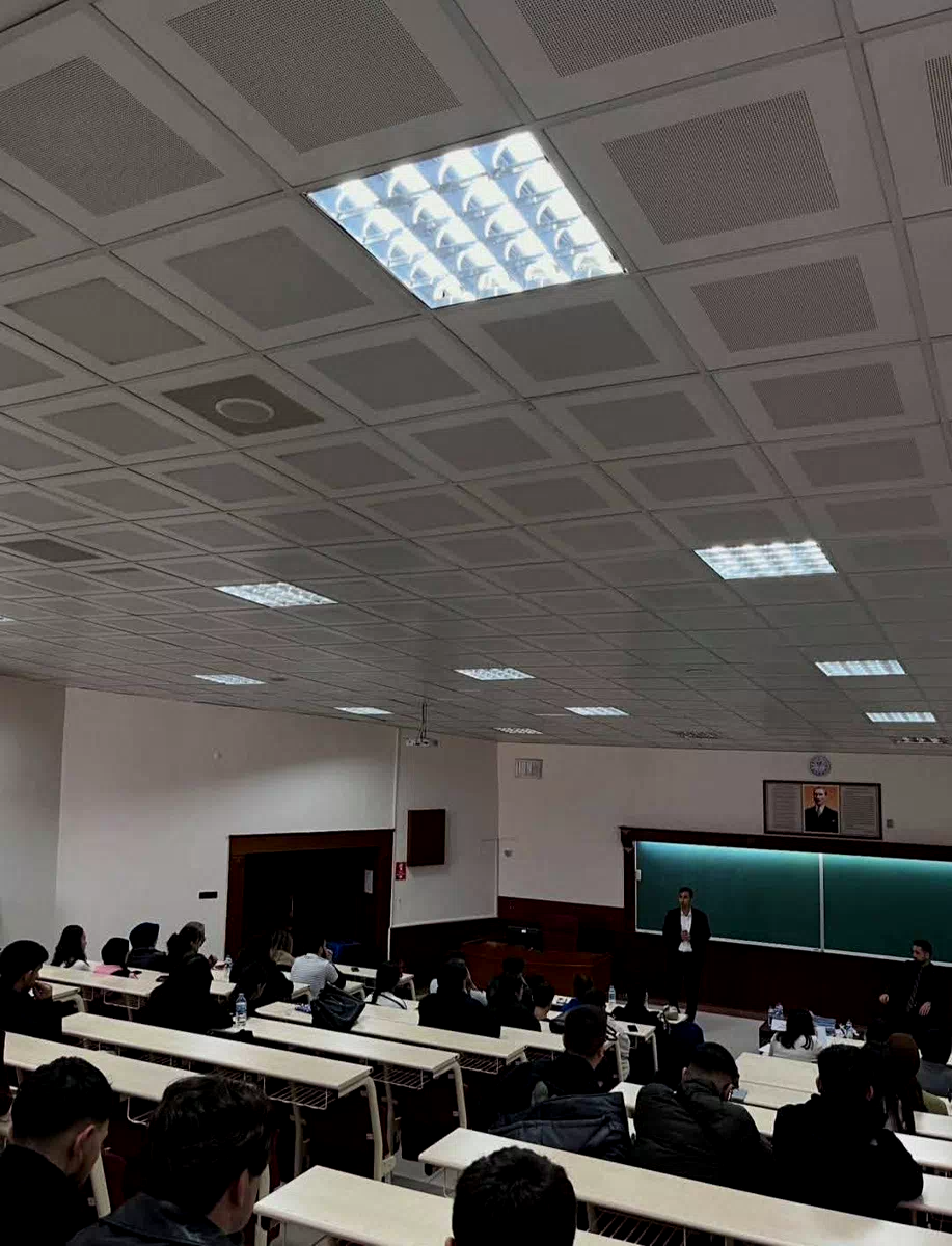 İktisadi idari bilimler fakültesi öğrencilerine kariyer tüyoları