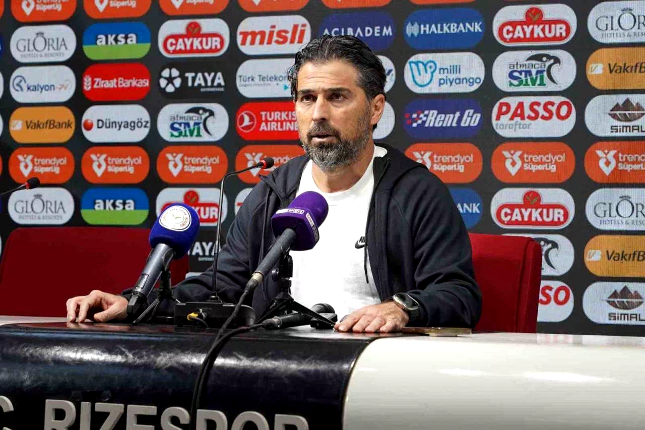 İlhan Palut: “Duran toptan da olsa bir golle değerli galibiyet aldık”