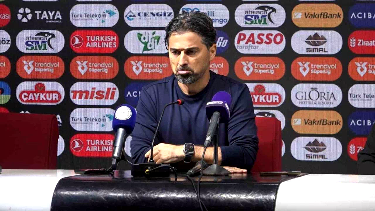 İlhan Palut: “Oyuncularım mücadelelerinin karşılığını alamadıkları için daha çok üzülüyorum”