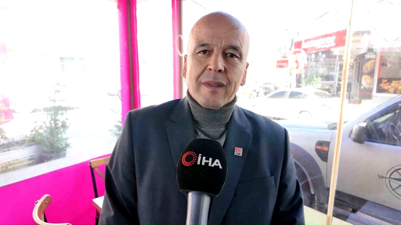 İmamoğlu’nu şikayet ettiği için evi kurşunlanmıştı: Pankartın kaldırılmamasına tepki gösterdi