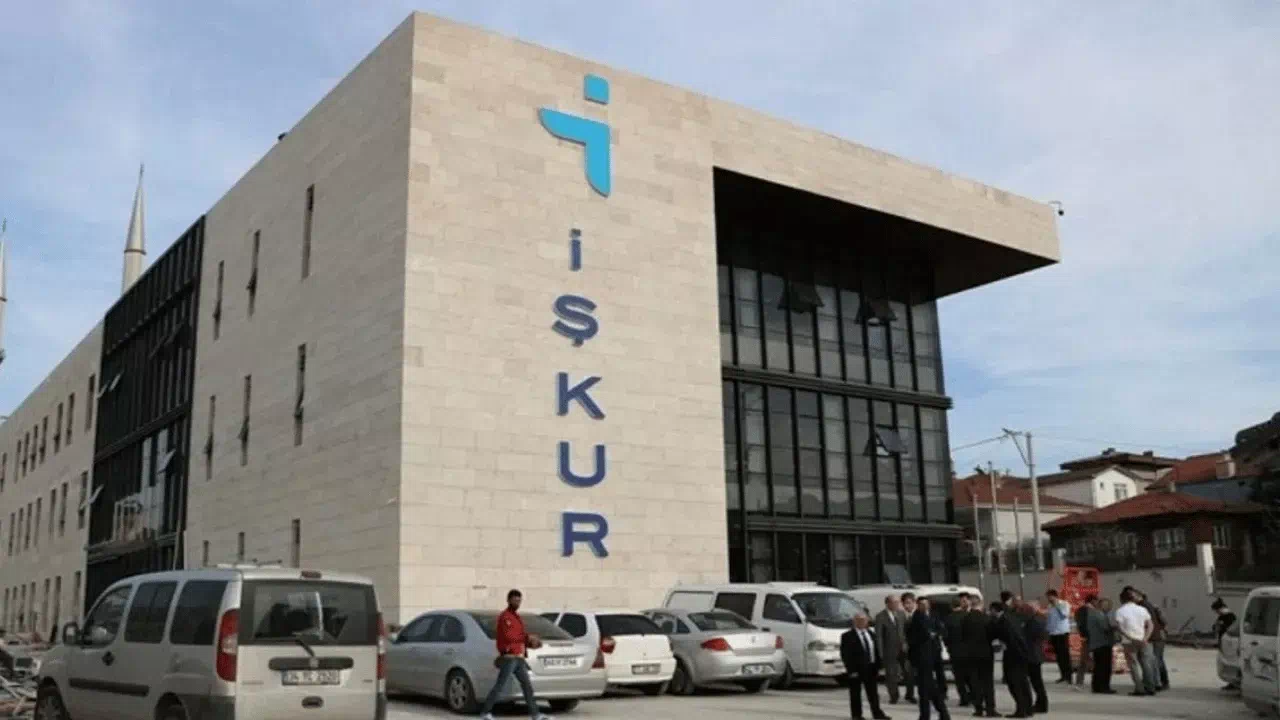 İŞKUR’dan 3 yılda 445 bin kişiye staj desteği