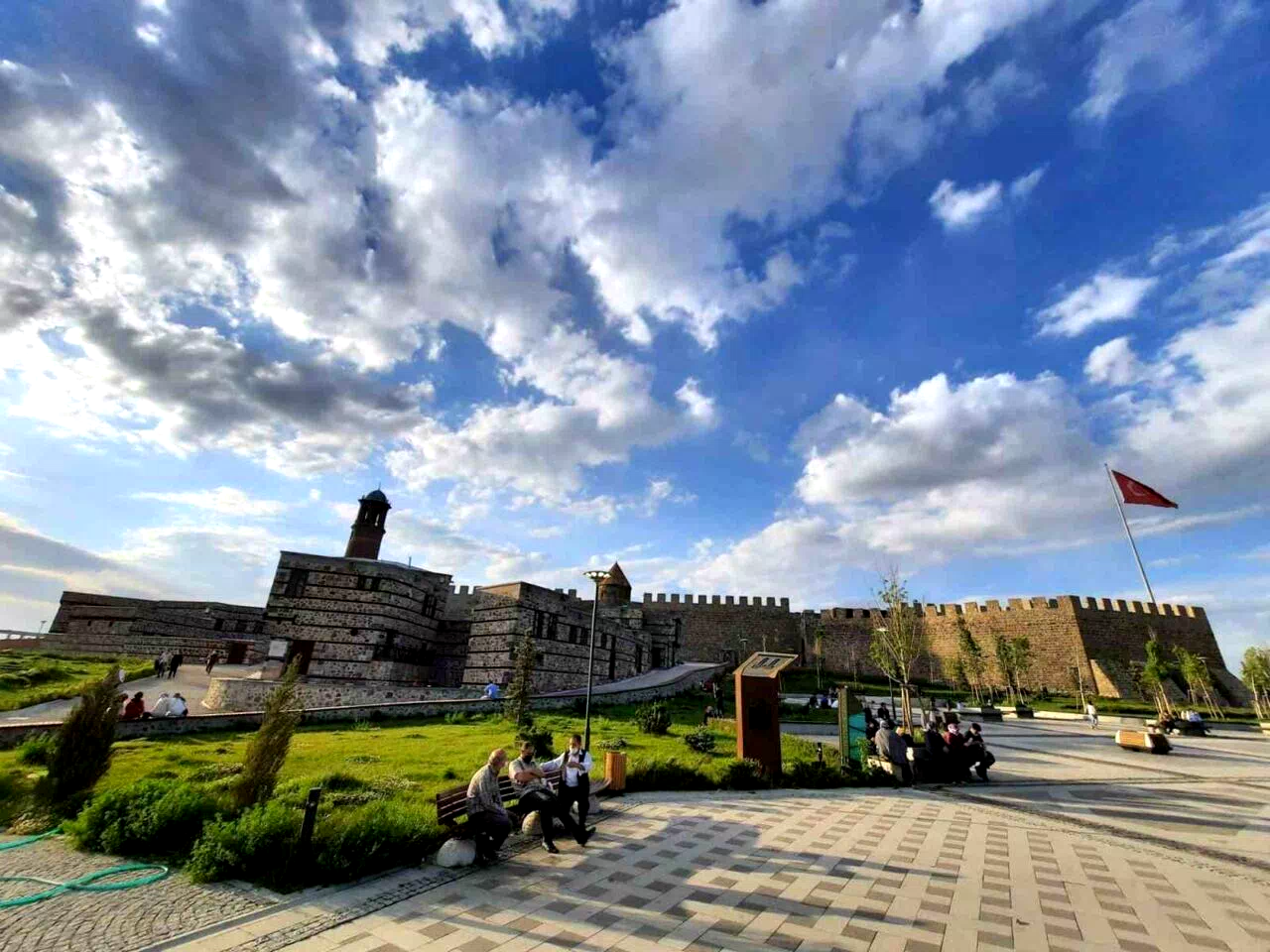 İşte Erzurum’da en çok kullanılan üç soy isim; Yılmaz, Kaya ve Polat