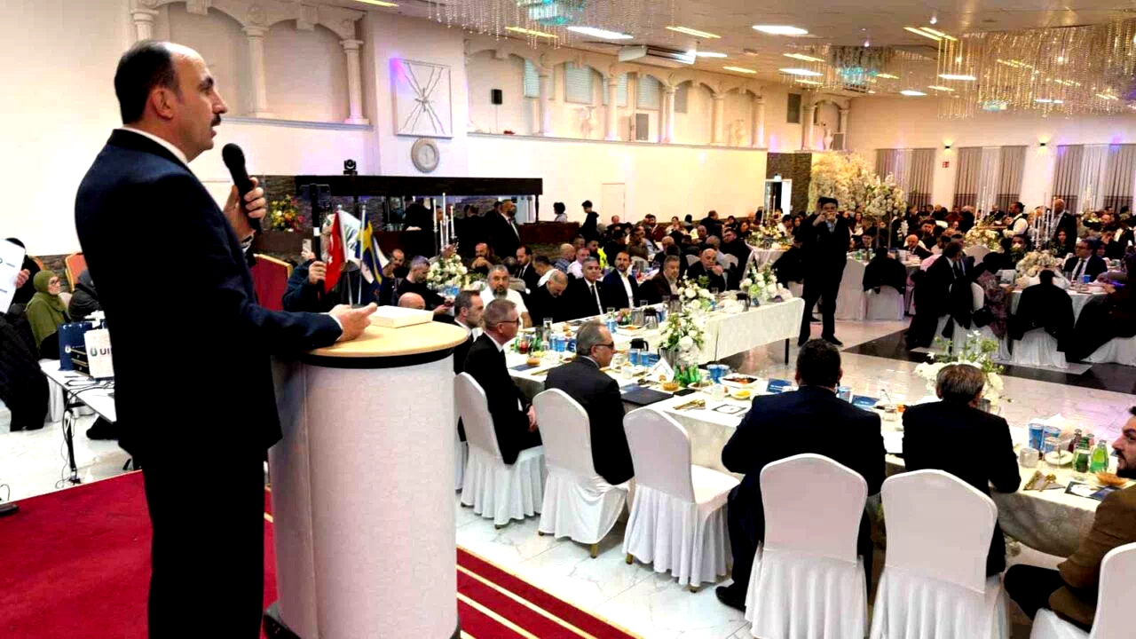 İsveç’te yaşayan Konyalılarla buluşan Başkan Altay: “Gönül coğrafyamızın neresinde bir hemşehrimiz varsa Konya’mızın ve ülkemizin duası, muhabbeti oradadır”