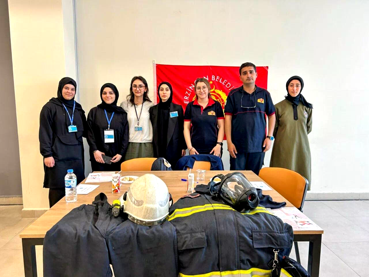 İtfaiyecilik mesleği öğrencilere anlatıldı