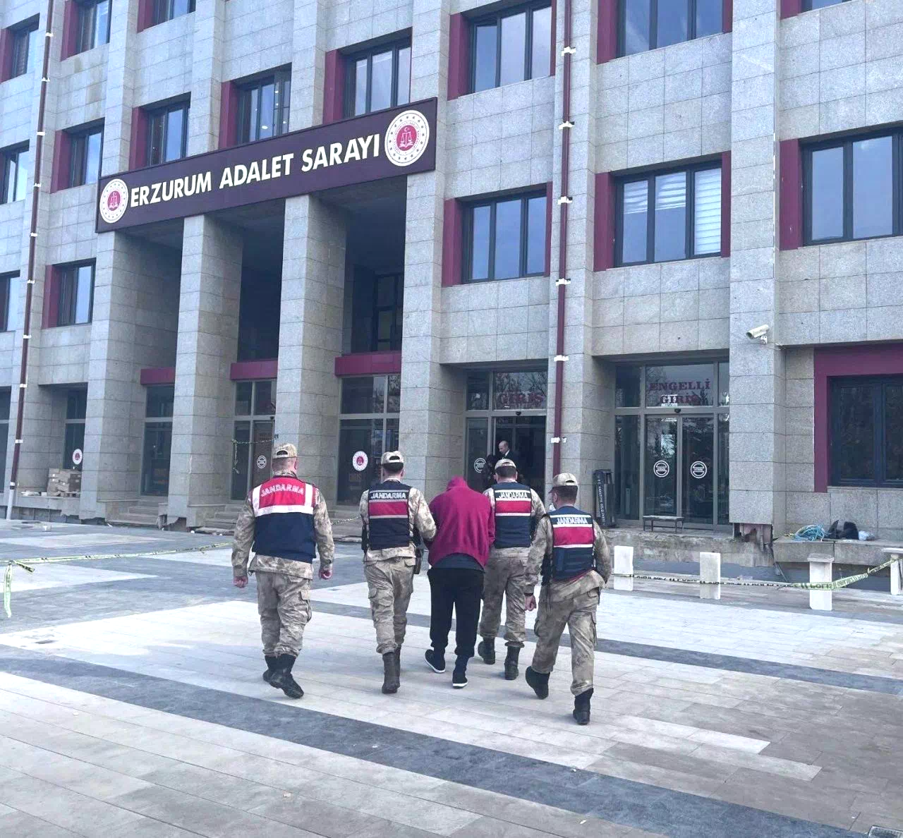 Jandarmadan kaçamadı; 2 yıldır aranıyordu