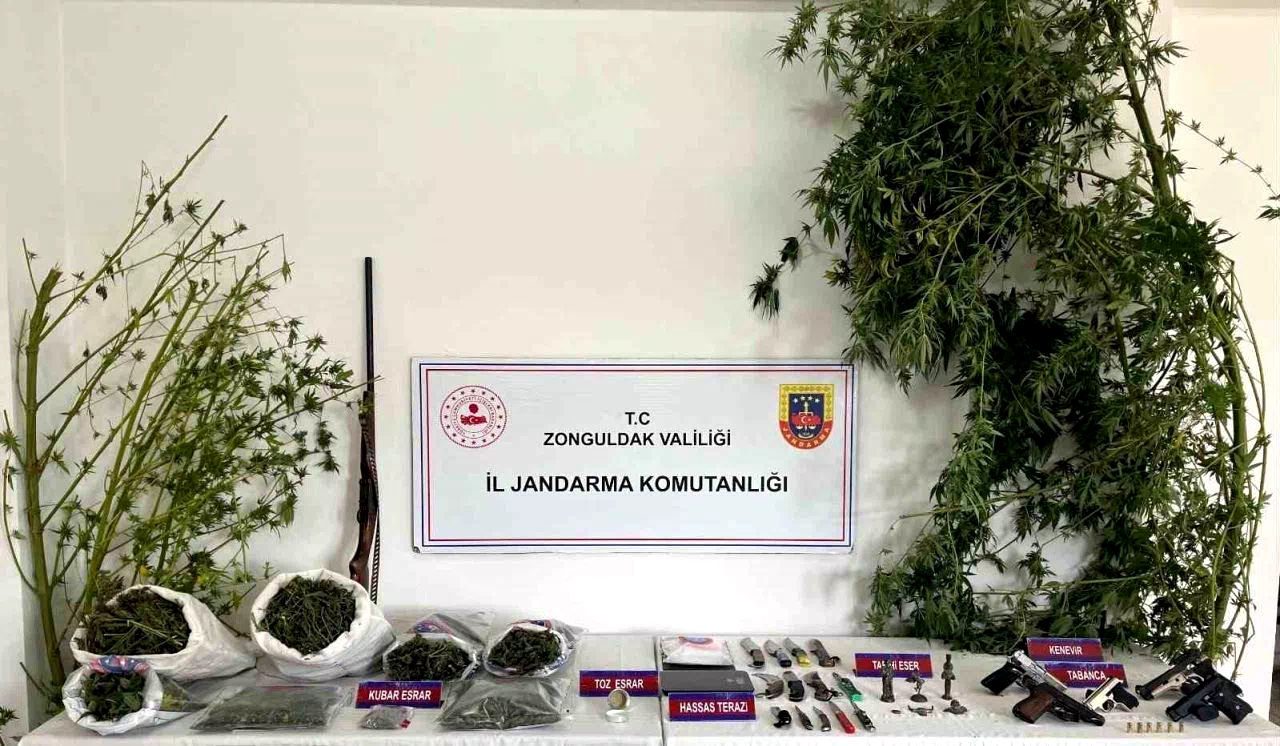 Jandarmadan narkotik operasyonu: 5 gözaltı