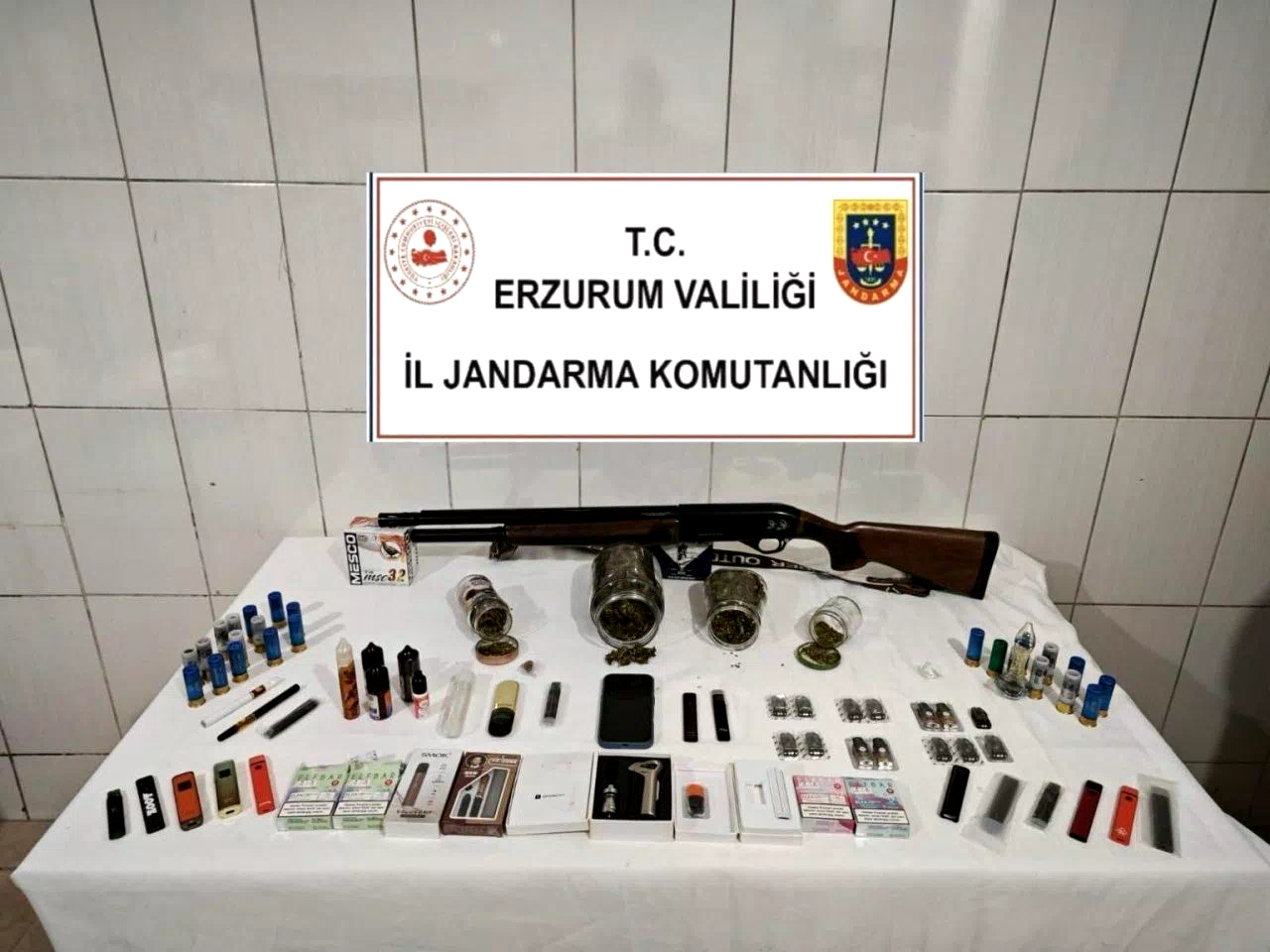 Jandarmadan uyuşturucu operasyonu