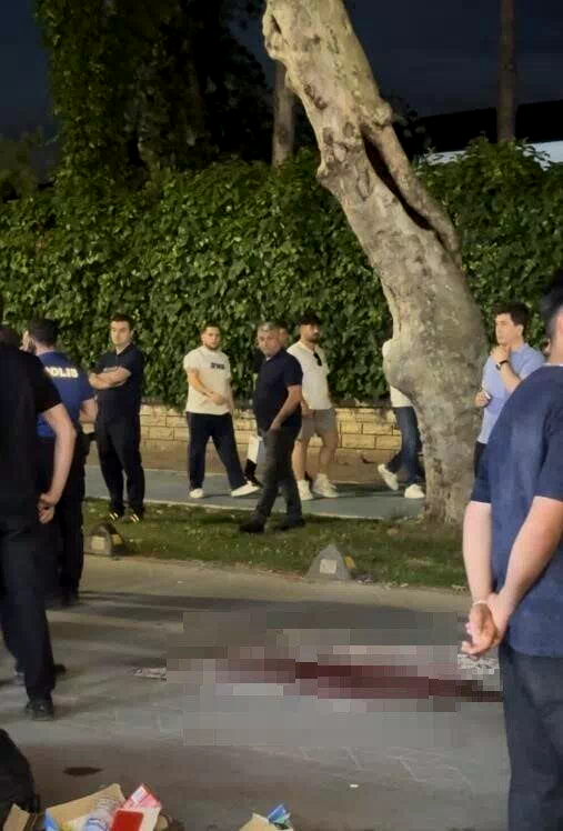 Kahreden kaza: Minibüsün çarptığı 16 yaşındaki çocuk hayatını kaybetti