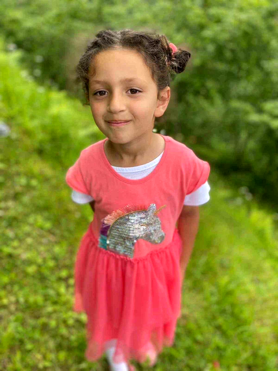 Kaldırımda yürürken dehşeti yaşamışlardı; Minik Elif yaşam mücadelesini kaybetti