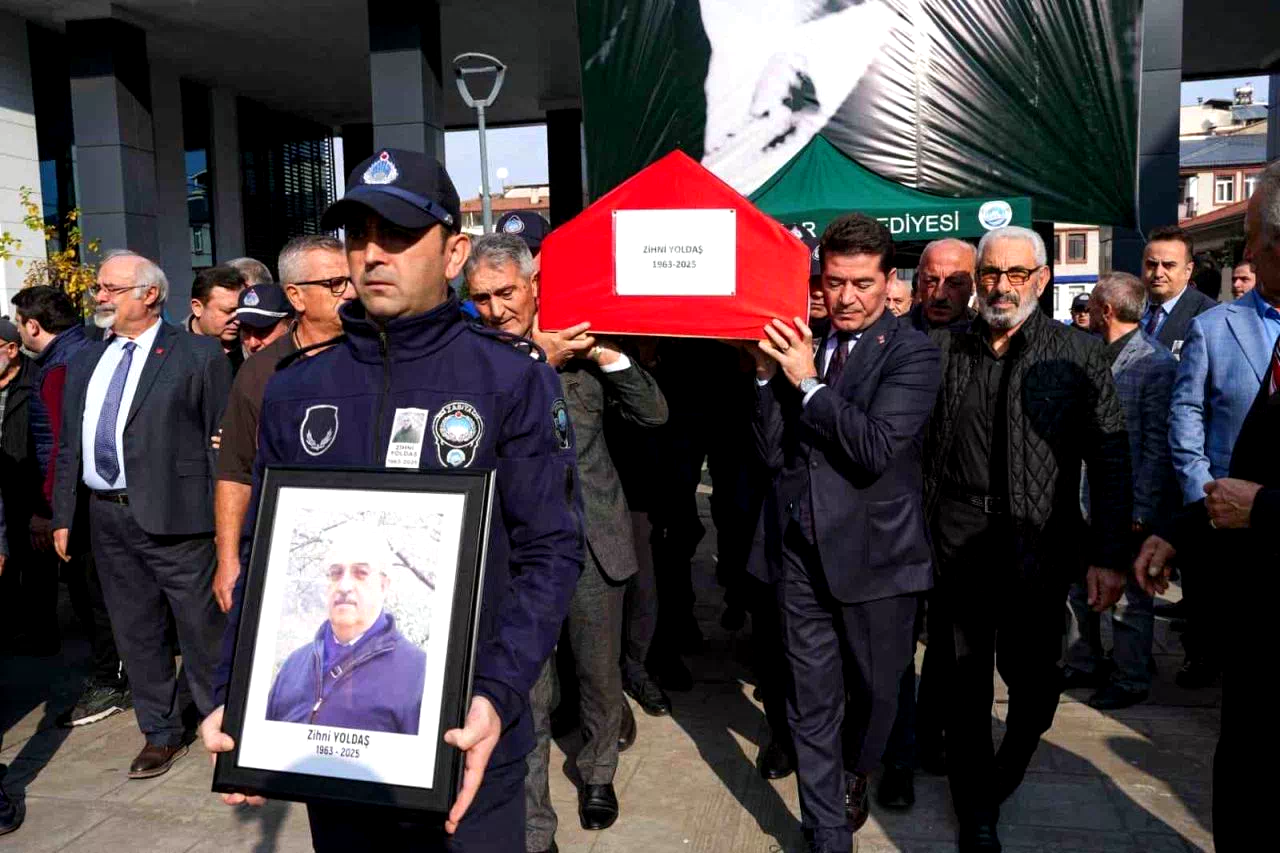 Kalp krizi sonrasında hayatını kaybeden Zabıta memuruna son görev