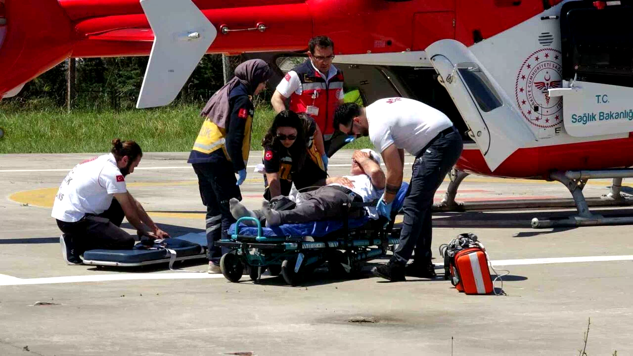 Kalp krizinde zamana karşı yarış: Hasta, ambulans helikopterle Samsun’a sevk edildi