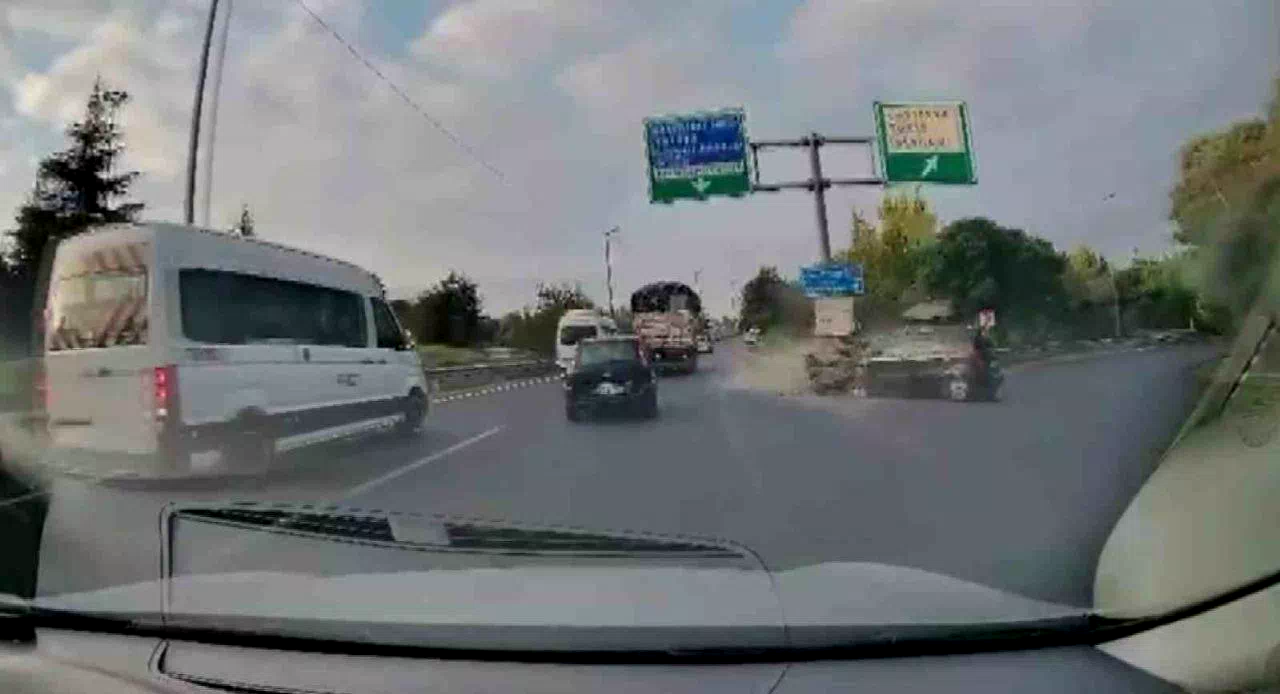Kamyonla çarpışmaktan kaçınırken demir bariyerlere girdi