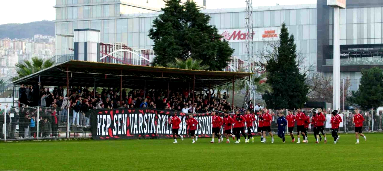 Karadeniz derbisi öncesi Samsunspor’a taraftar desteği