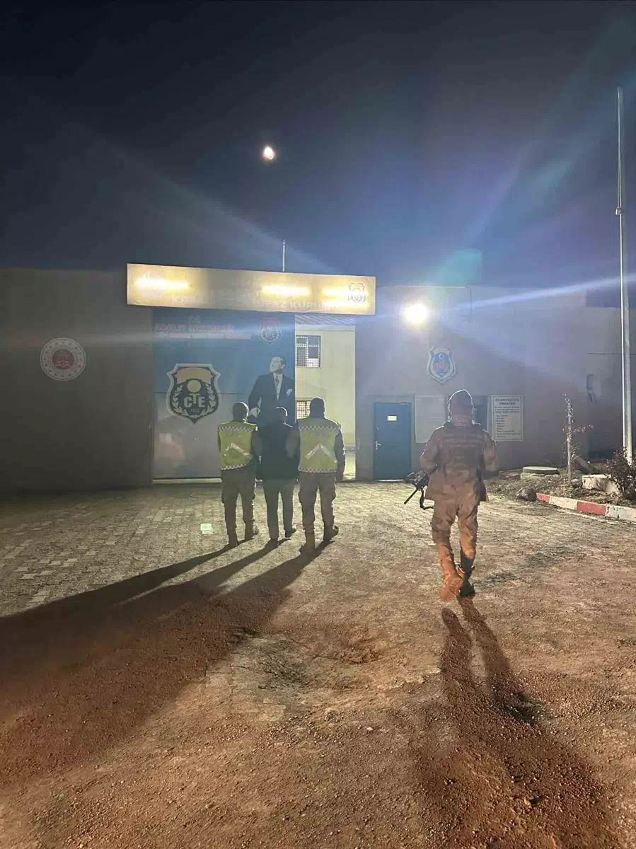 Kars’ta 3 Yıl Kesinleşmiş Hapis Cezası Bulunan Şüpheli Jandarma Tarafından Yakalandı.