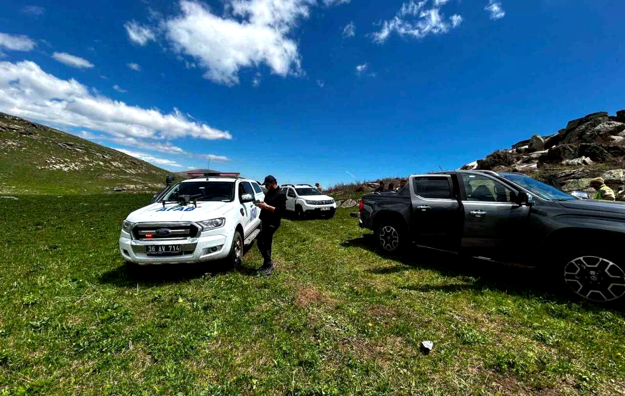 Kars’ta 5 gündür haber alınamayan genç için arama çalışmaları sürüyor
